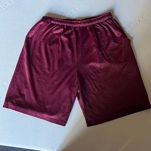 Vintage Men’s blank burgundy/red/maroon mesh basketball shorts. Size Medium